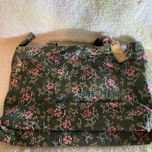 NWT Fat Free Floral Cotton Tote Shopping Book Bag color Multi Large Tote - Picture 5 of 8